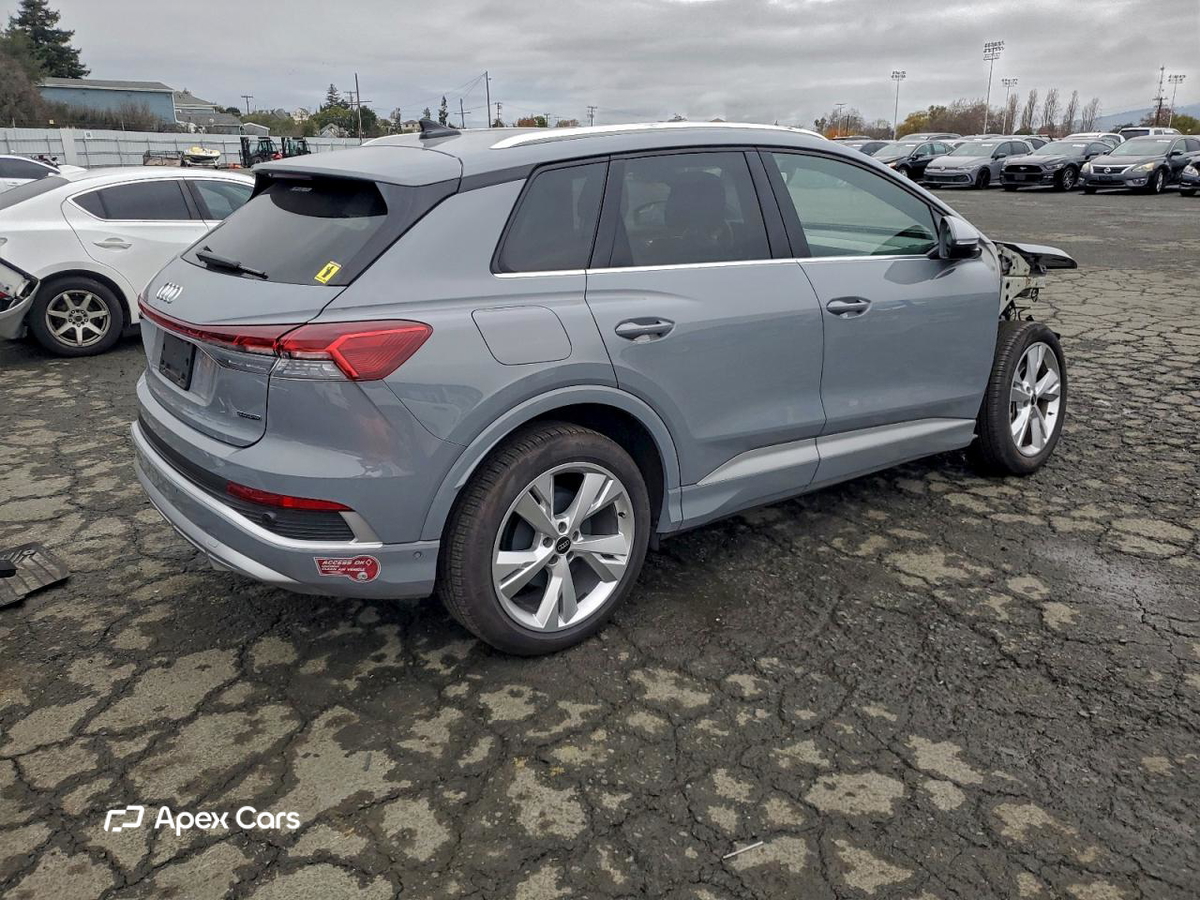 Audi Q4 e-tron 2023