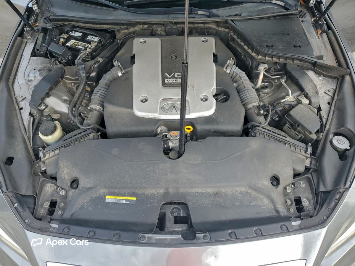Infiniti Q50 2015