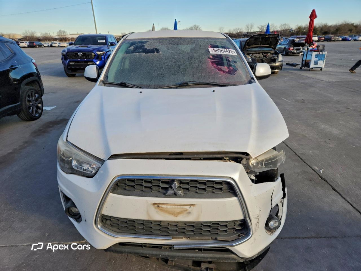 Mitsubishi Outlander 2014
