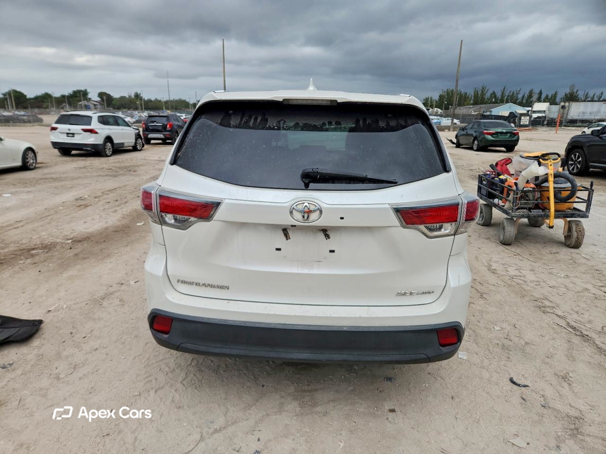 Toyota Highlander 2016