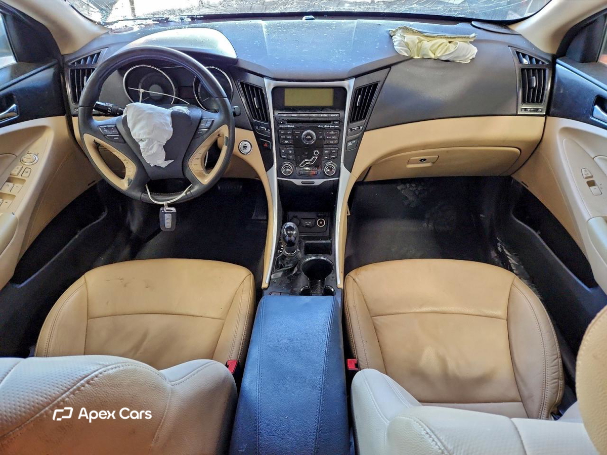Hyundai Sonata 2011