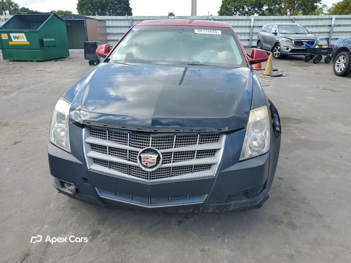 Cadillac CTS 2011