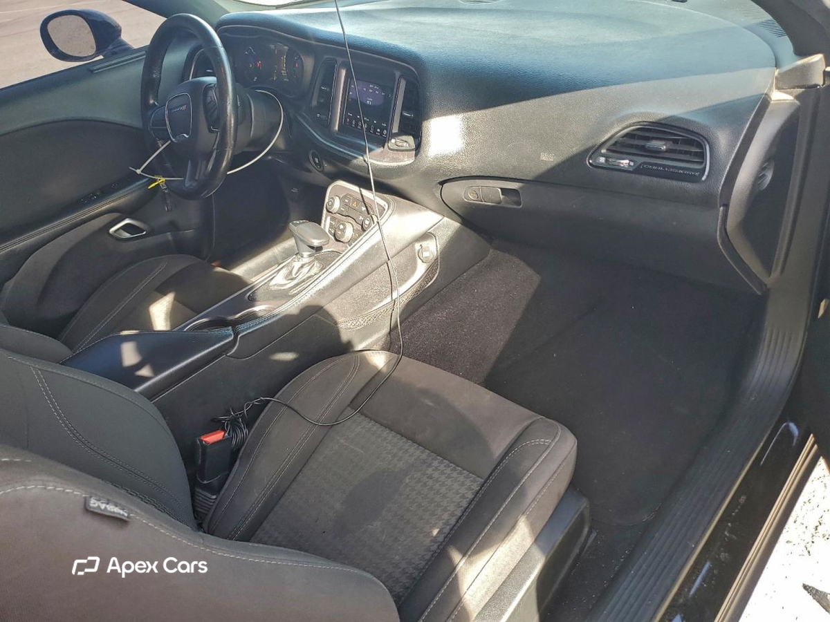 Dodge Challenger 2019