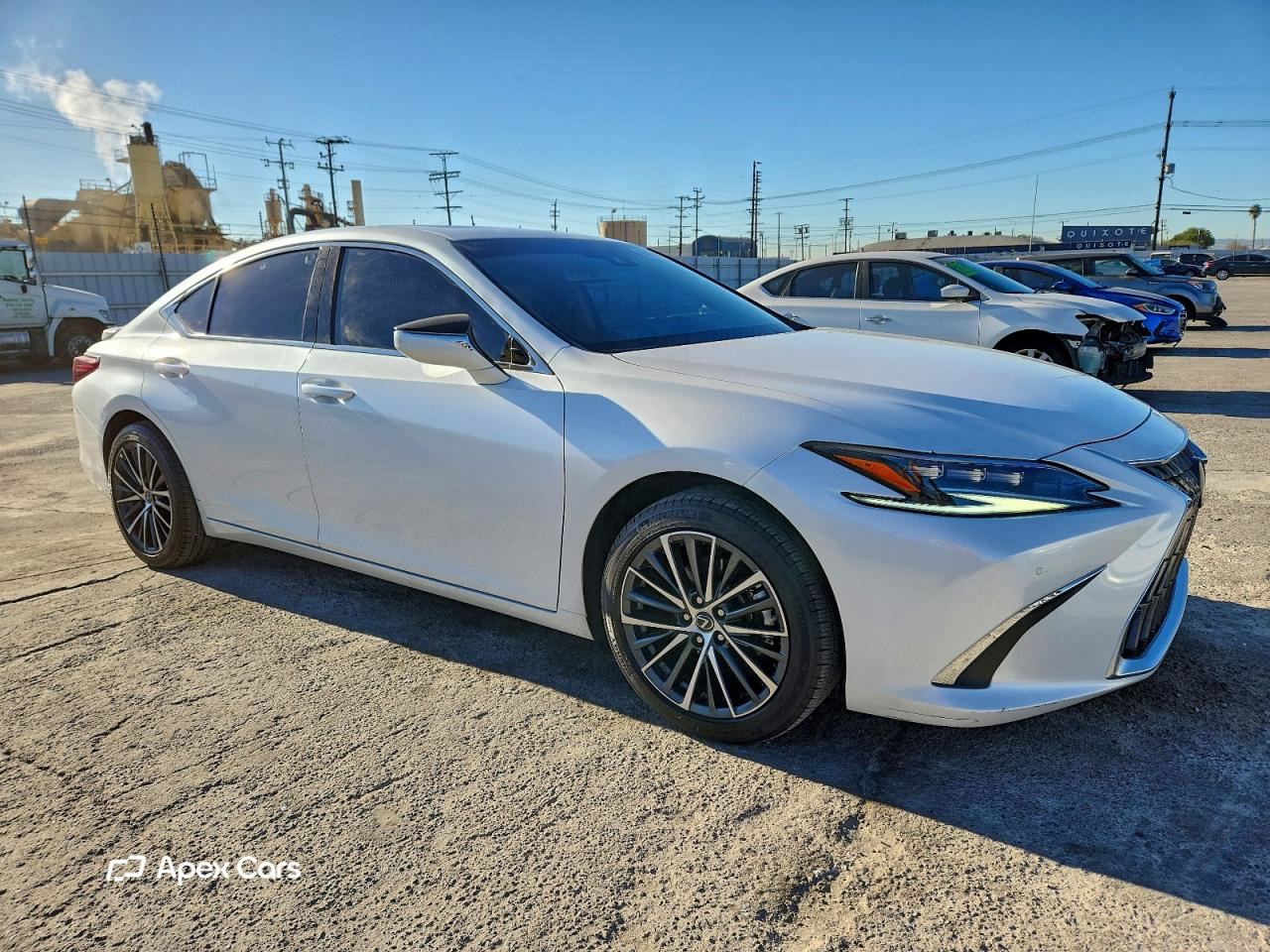 Lexus ES 2025