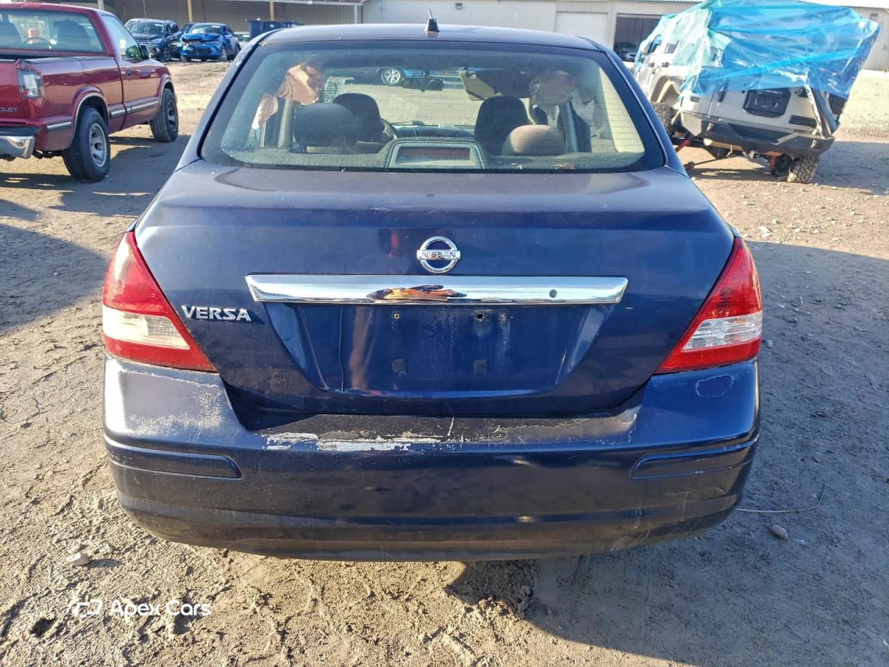 Nissan Versa 2011