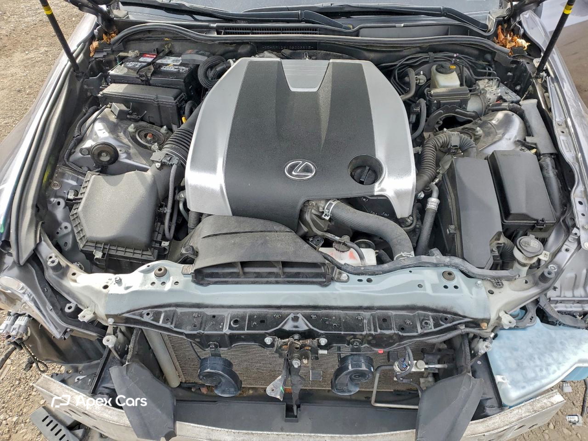 Lexus IS 2016