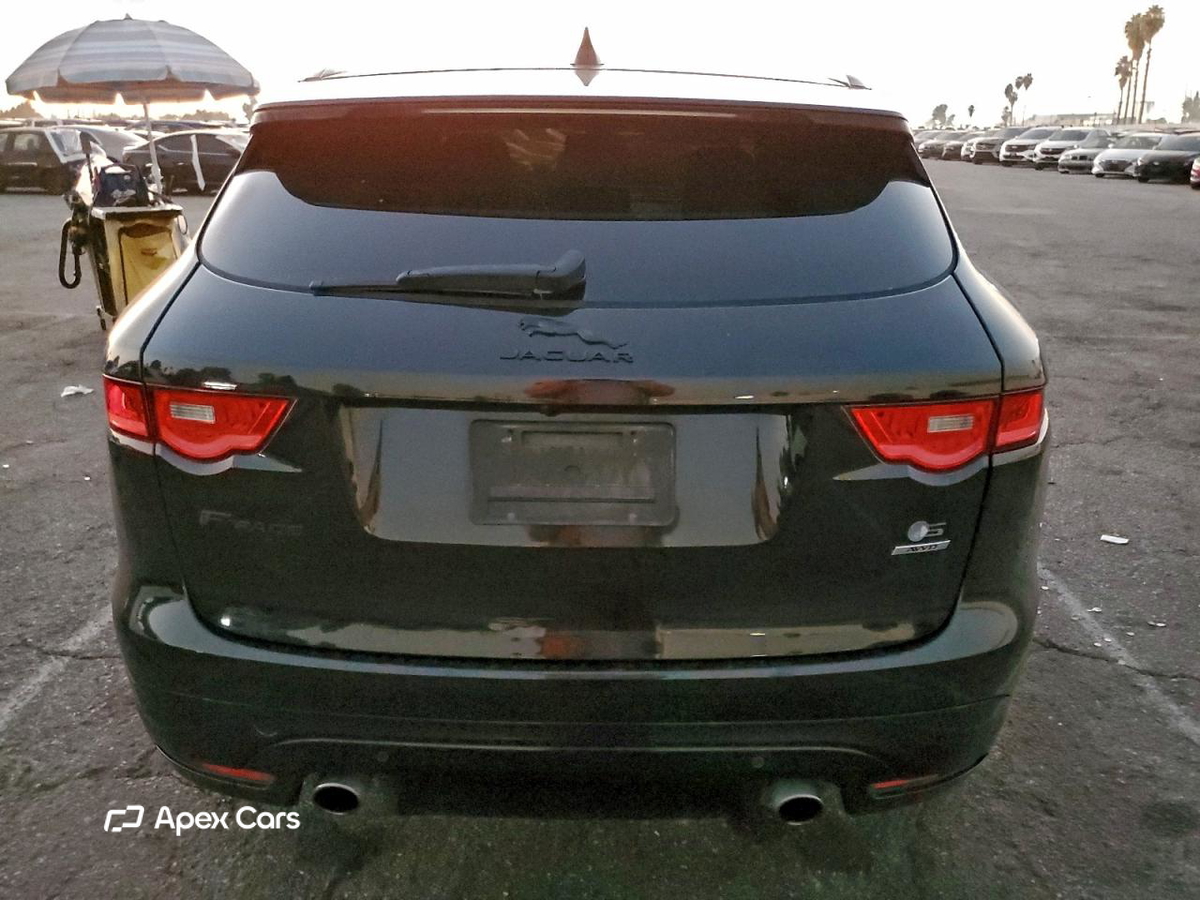 Jaguar F-Pace 2017