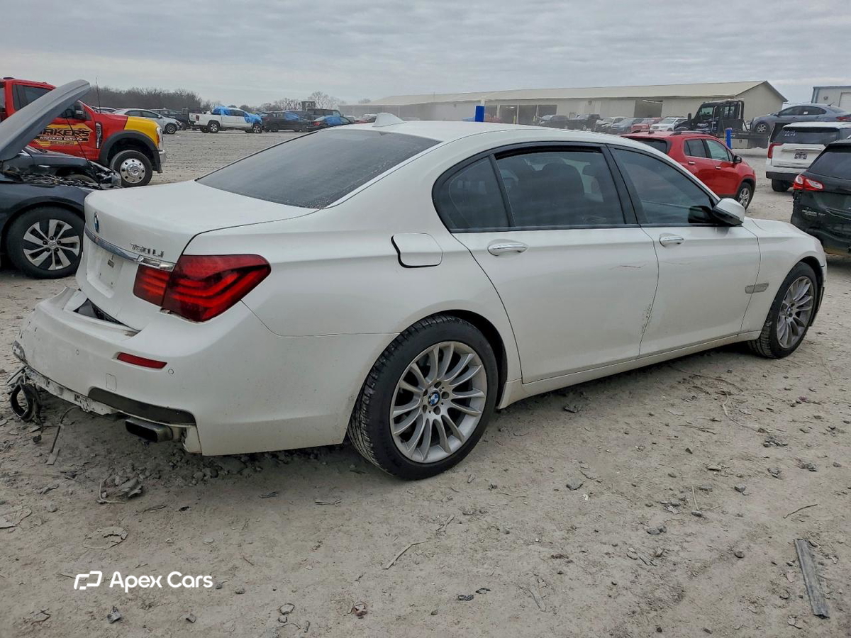 BMW Series 7 2014