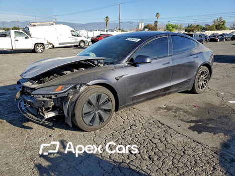 Tesla Model 3 2024 - Image 1 of 15
