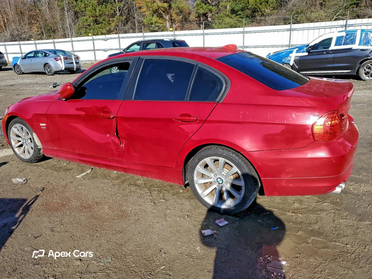 BMW Series 3 2011