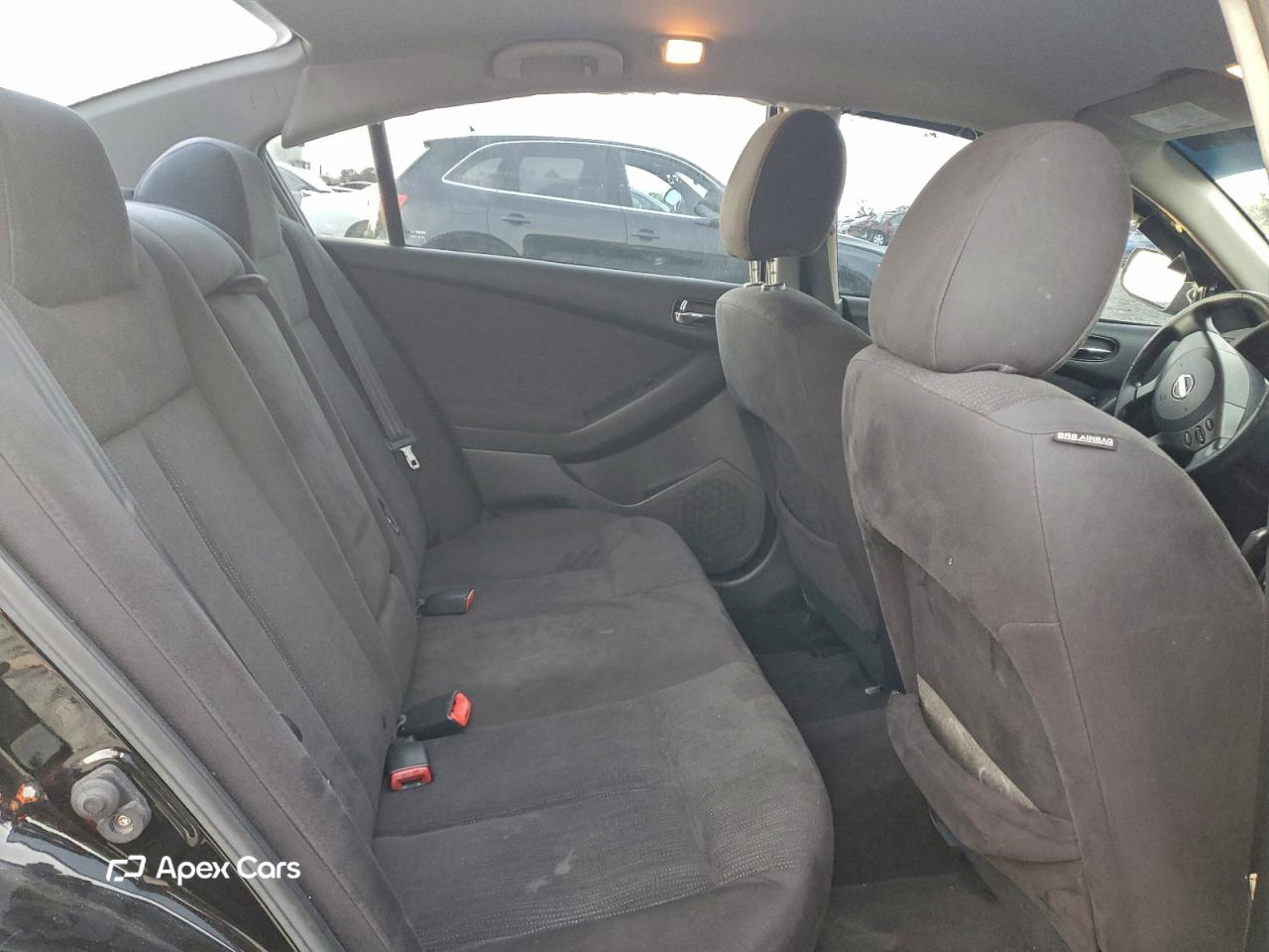 Nissan Altima 2010