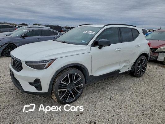 Volvo XC40 2024 - Image 1 of 12