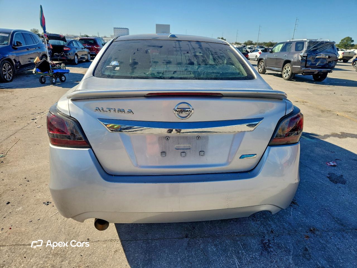 Nissan Altima 2015