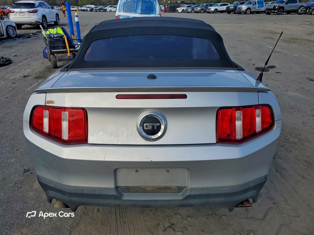Ford Mustang 2011