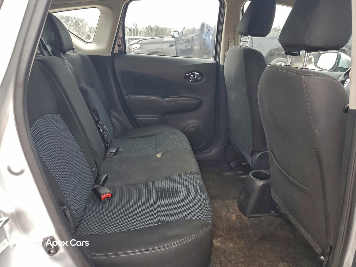 Nissan Versa 2018
