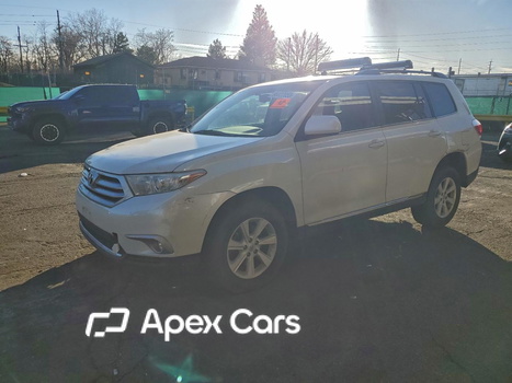 Toyota Highlander 2012 - Image 1 of 13