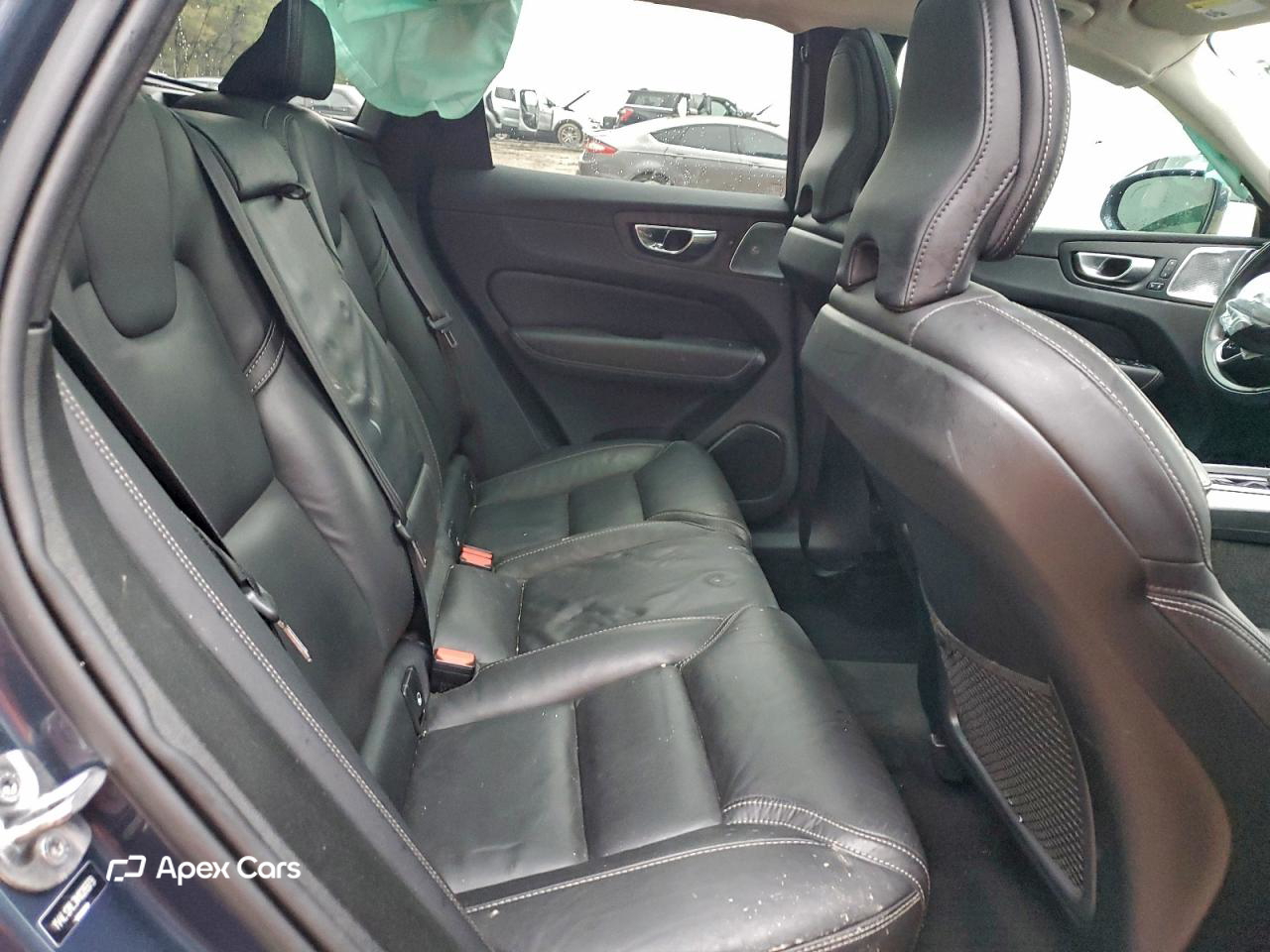 Volvo XC60 2022