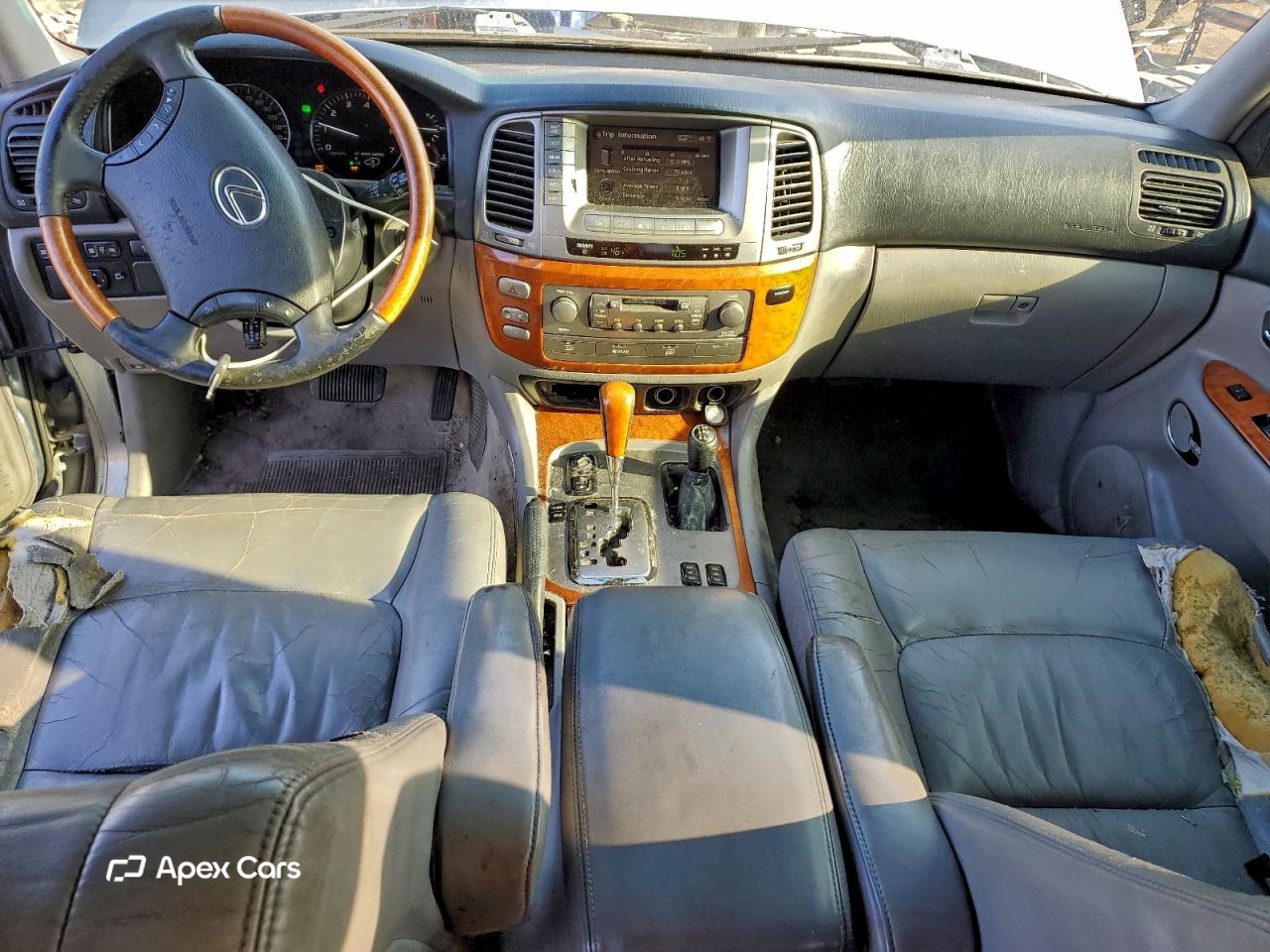 Lexus LX 2004