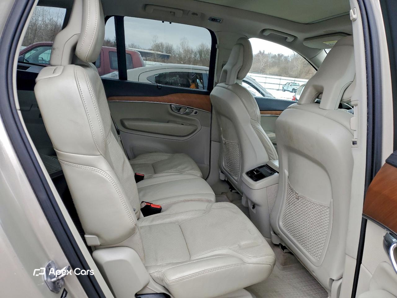 Volvo XC90 2016