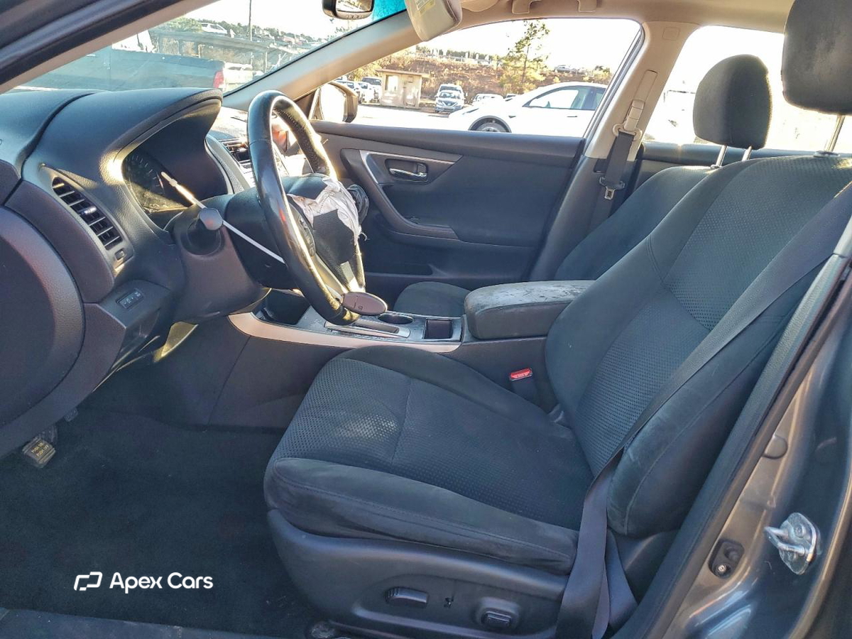 Nissan Altima 2015