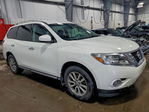 Nissan Pathfinder 2016