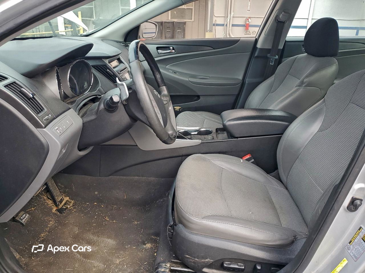 Hyundai Sonata 2013