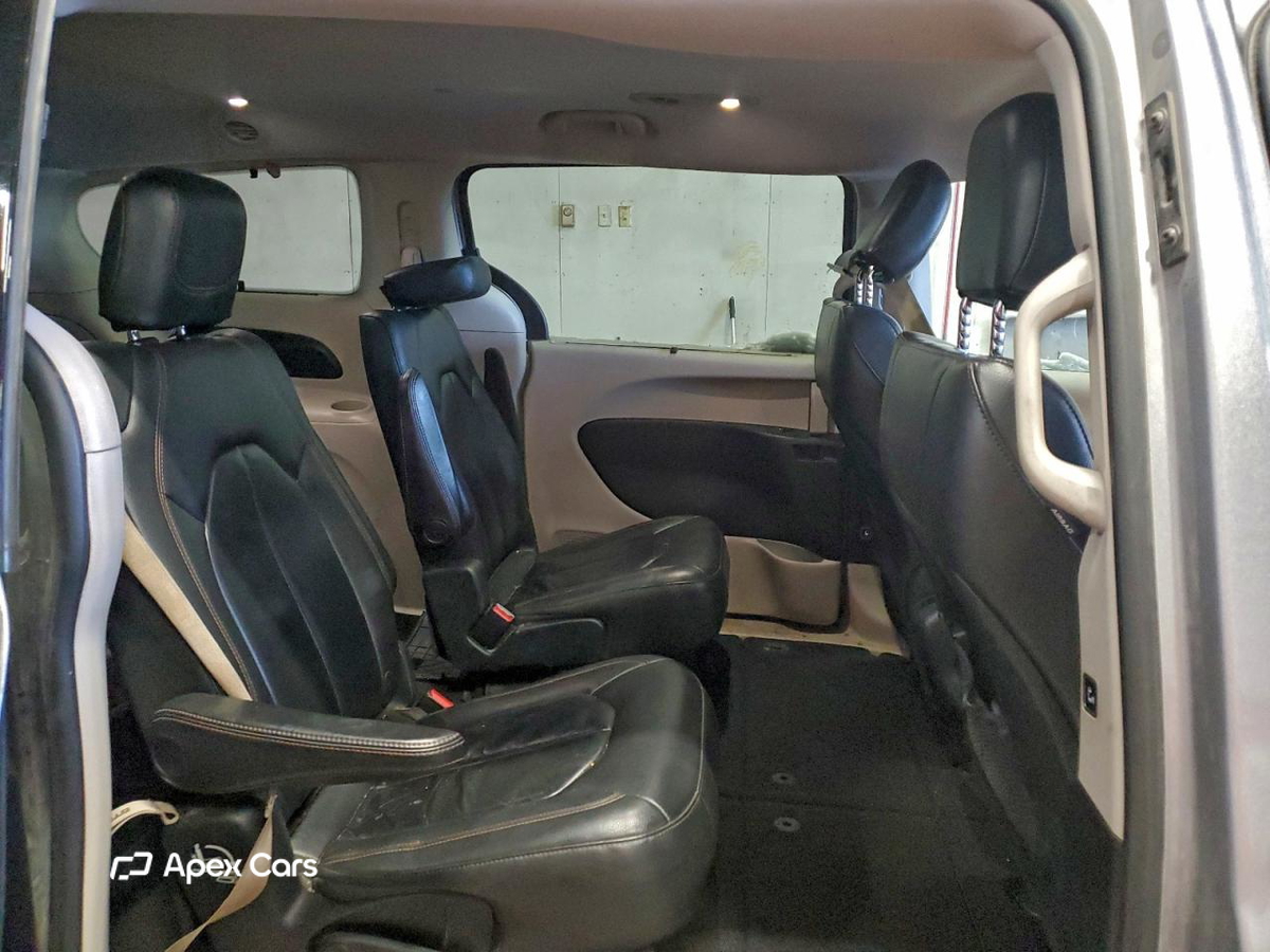 Chrysler Pacifica 2017