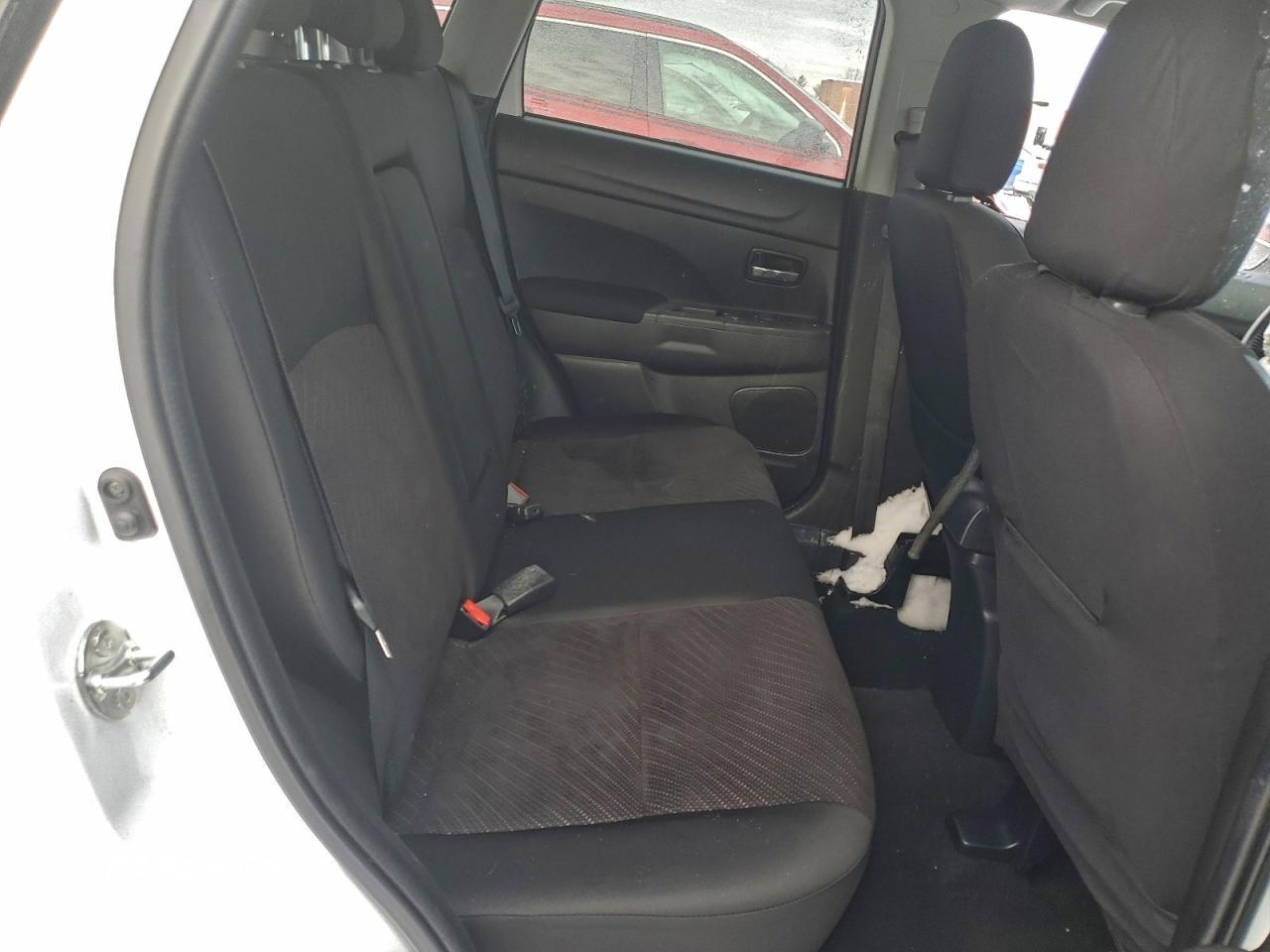 Mitsubishi Outlander 2015