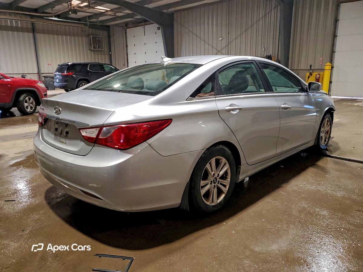 Hyundai Sonata 2013