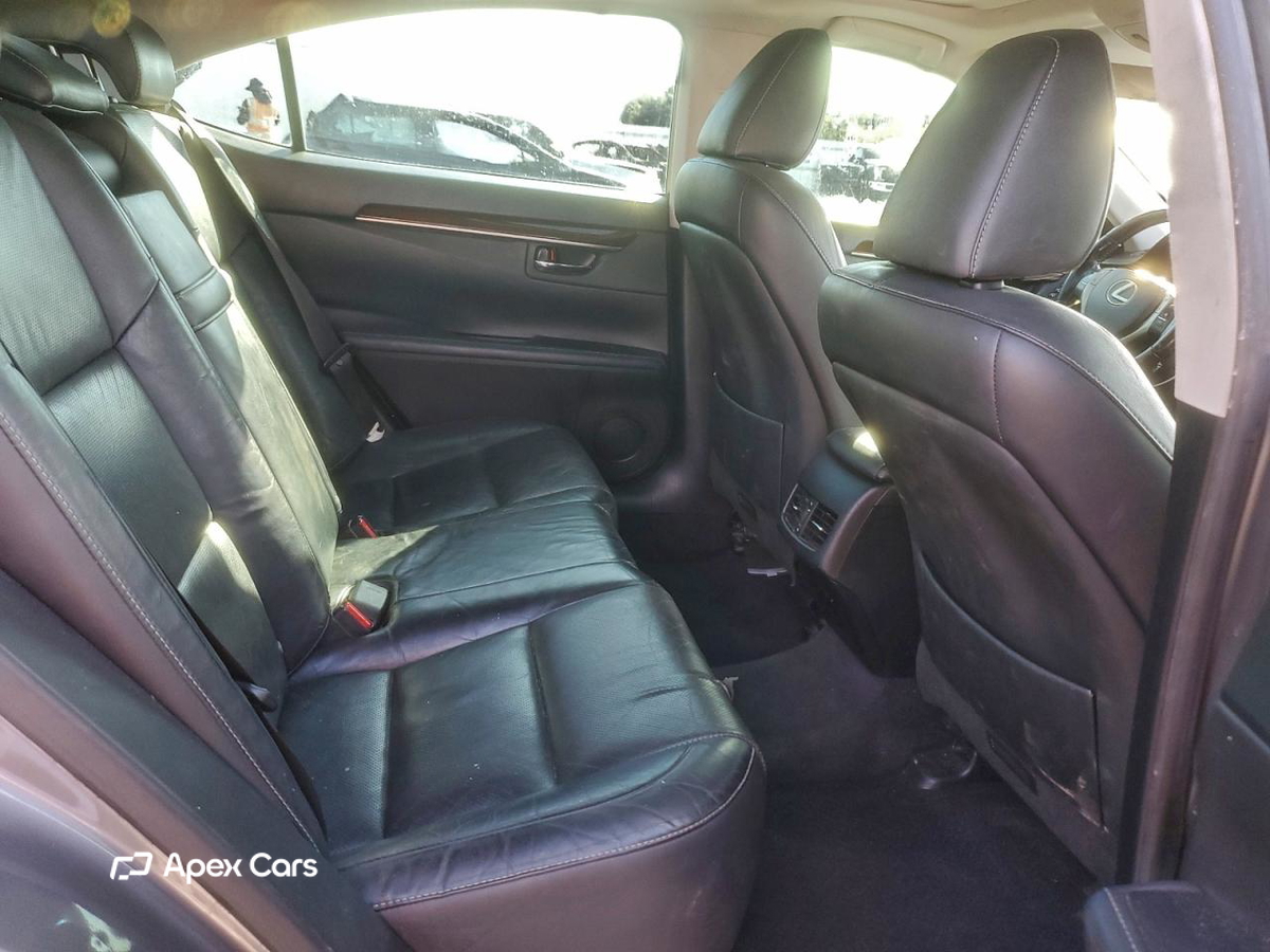 Lexus ES 2015