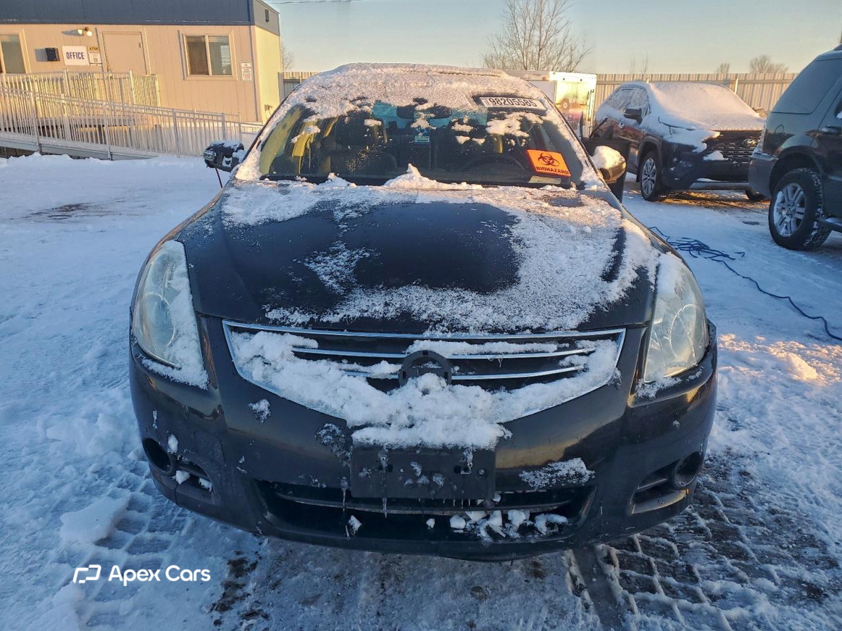 Nissan Altima 2011
