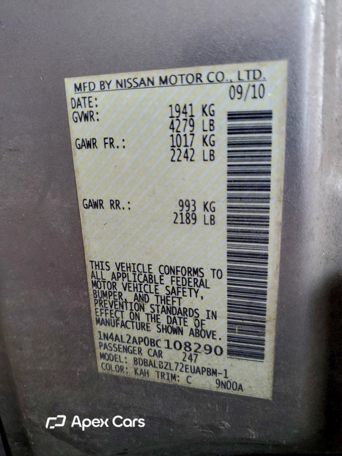 Nissan Altima 2011