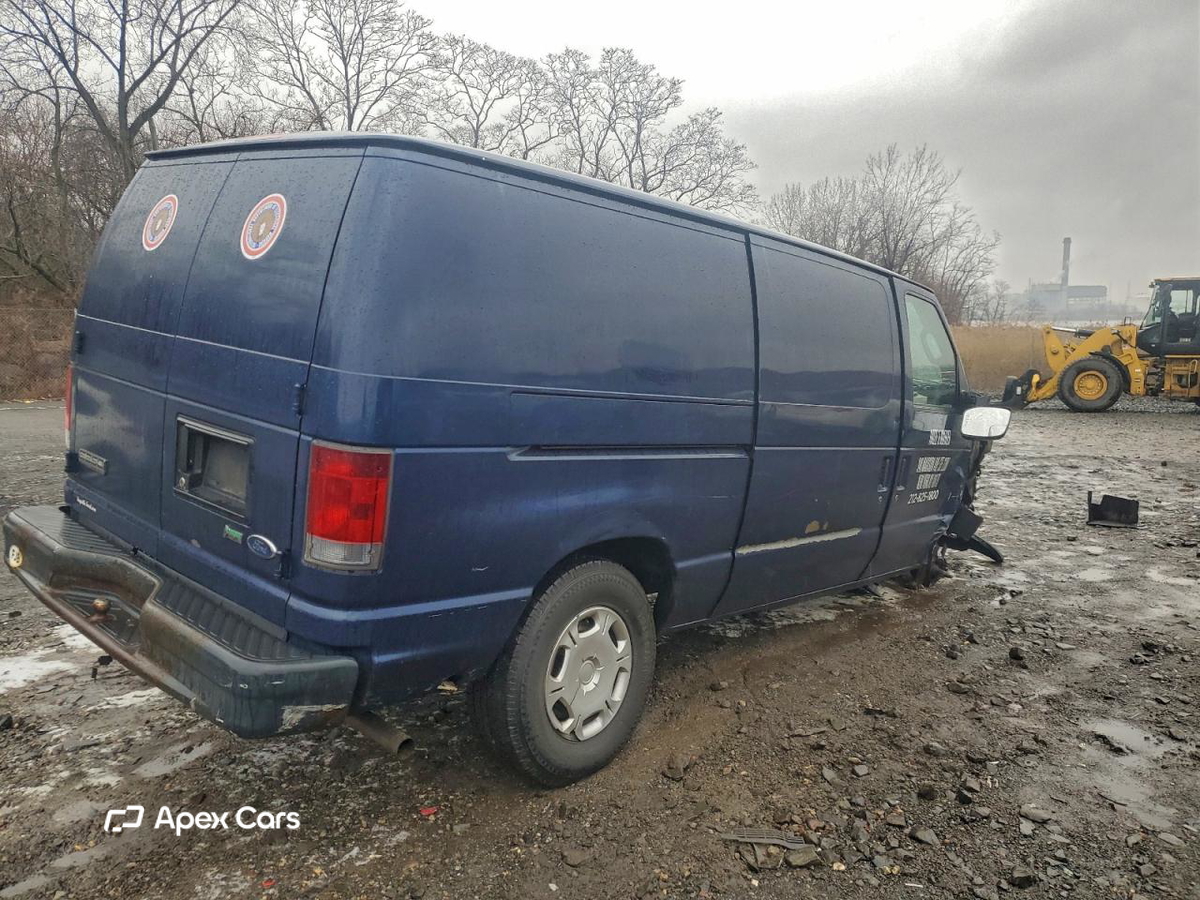 Ford Econoline 2010