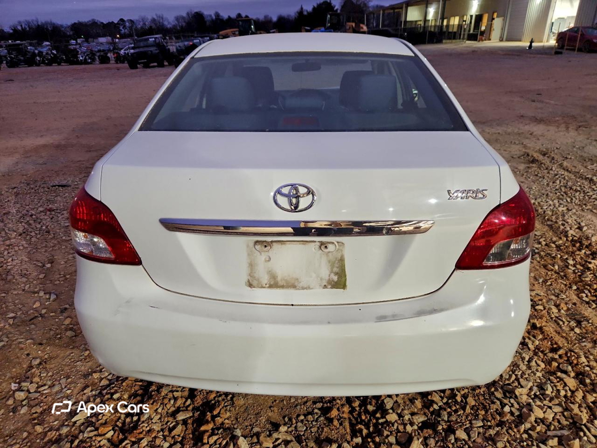 Toyota Yaris 2012