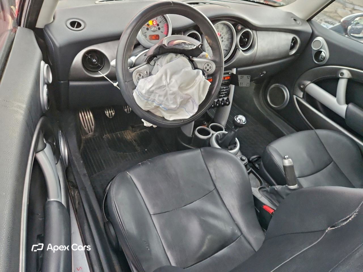 MINI Cooper 2005