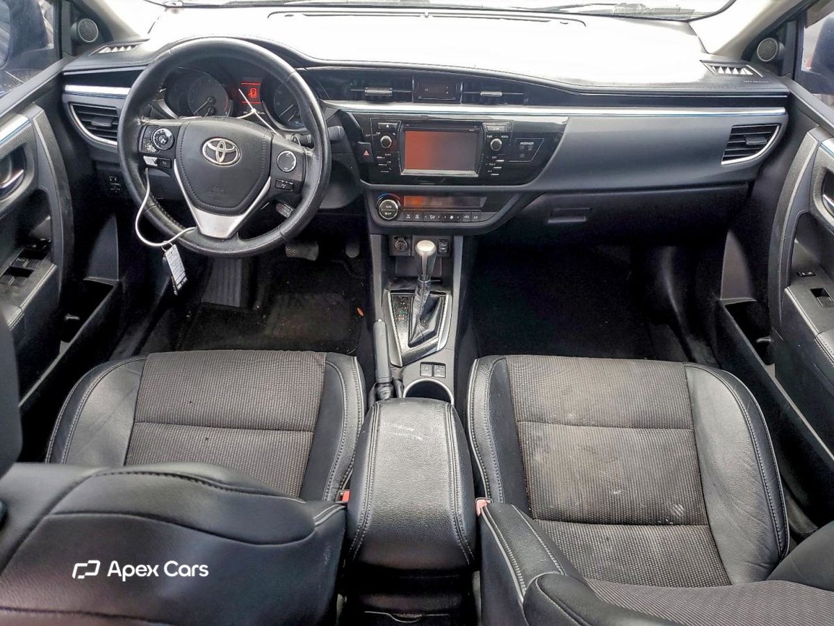 Toyota Corolla 2015