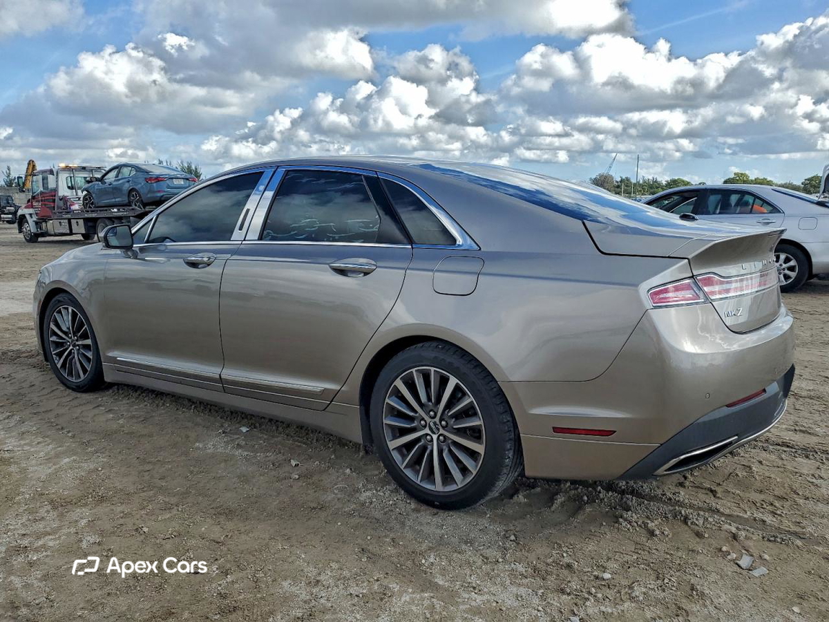 Lincoln MKZ 2018