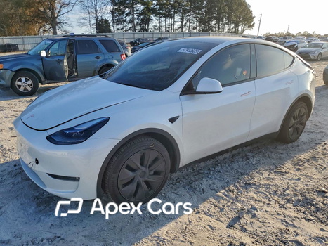 Tesla Model Y 2024 - Image 1 of 13