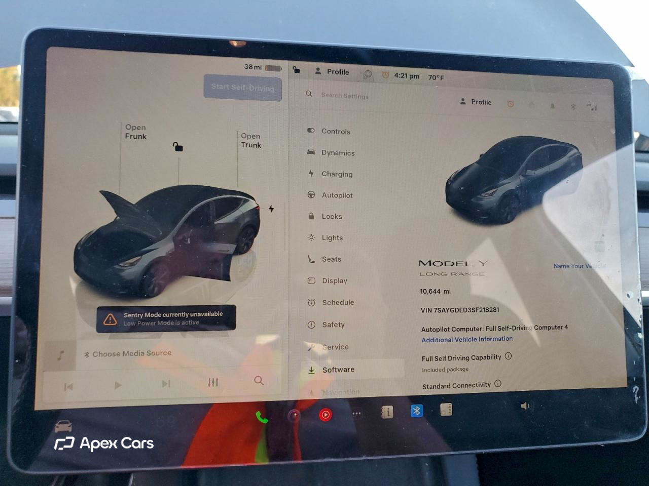 Tesla Model Y 2025