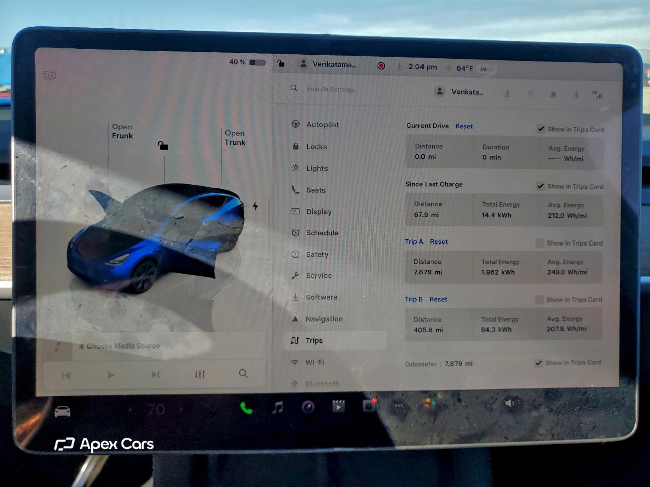 Tesla Model Y 2024