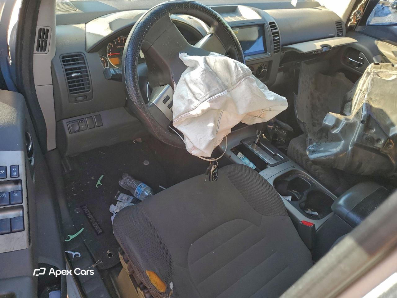 Nissan Pathfinder 2011