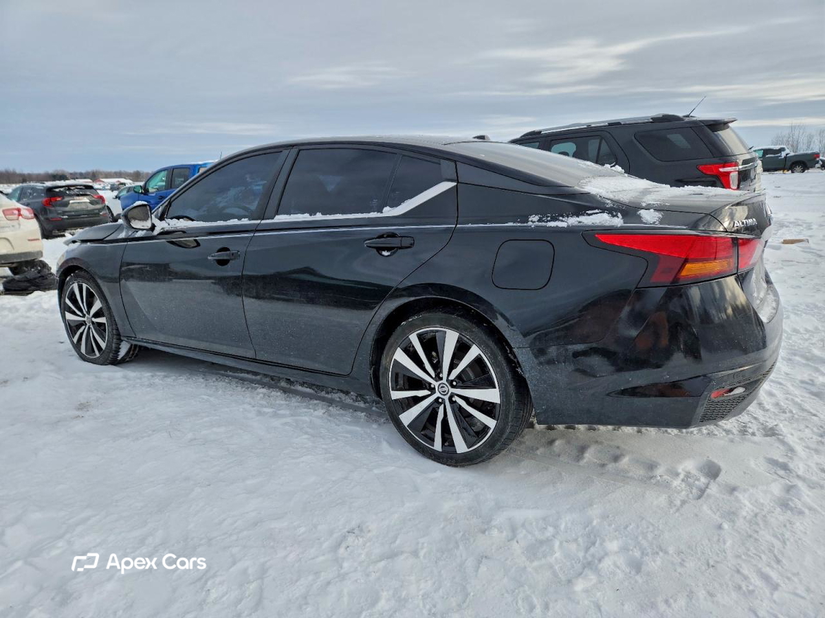 Nissan Altima 2020