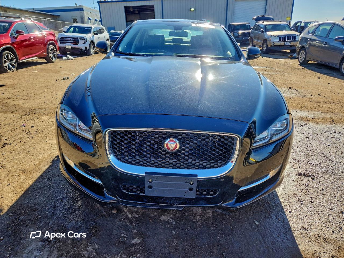 Jaguar XJ 2016