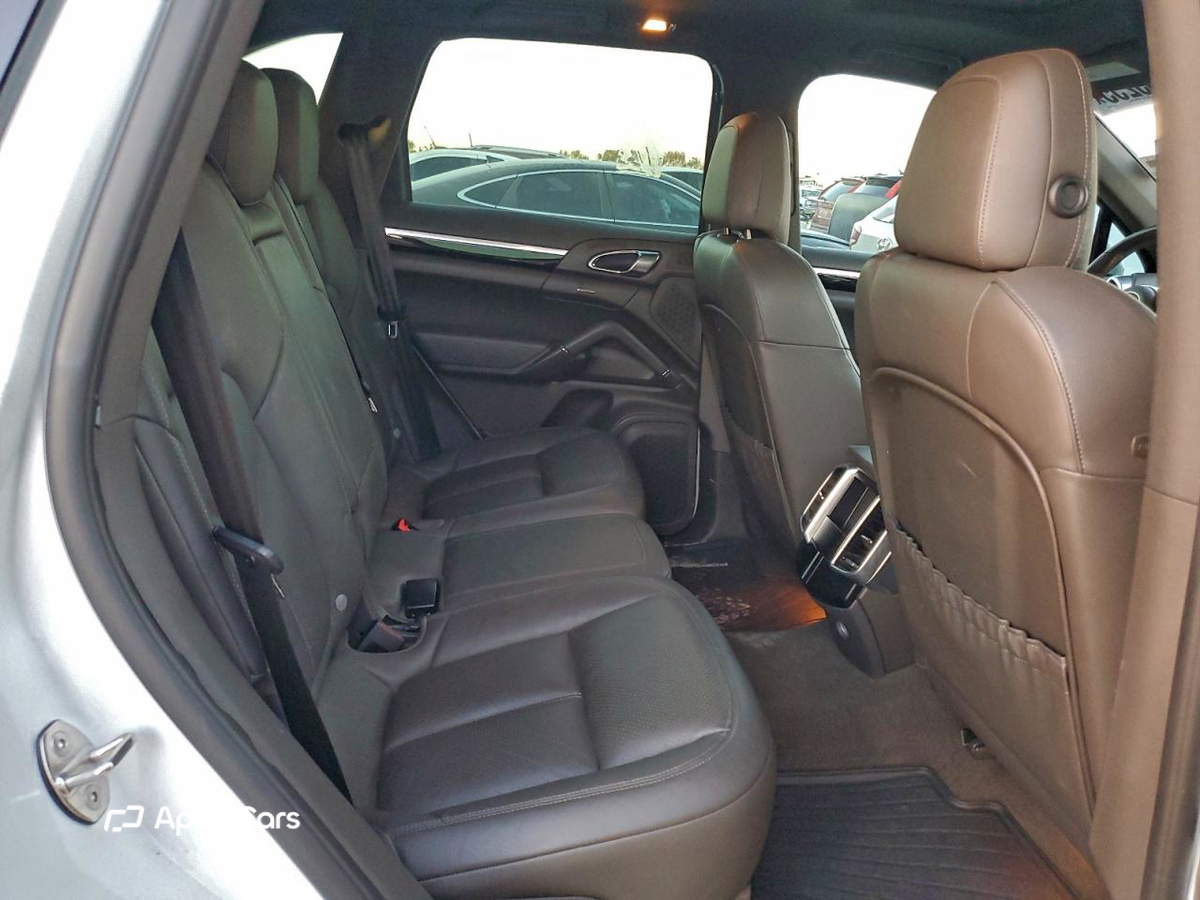 Porsche Cayenne 2016