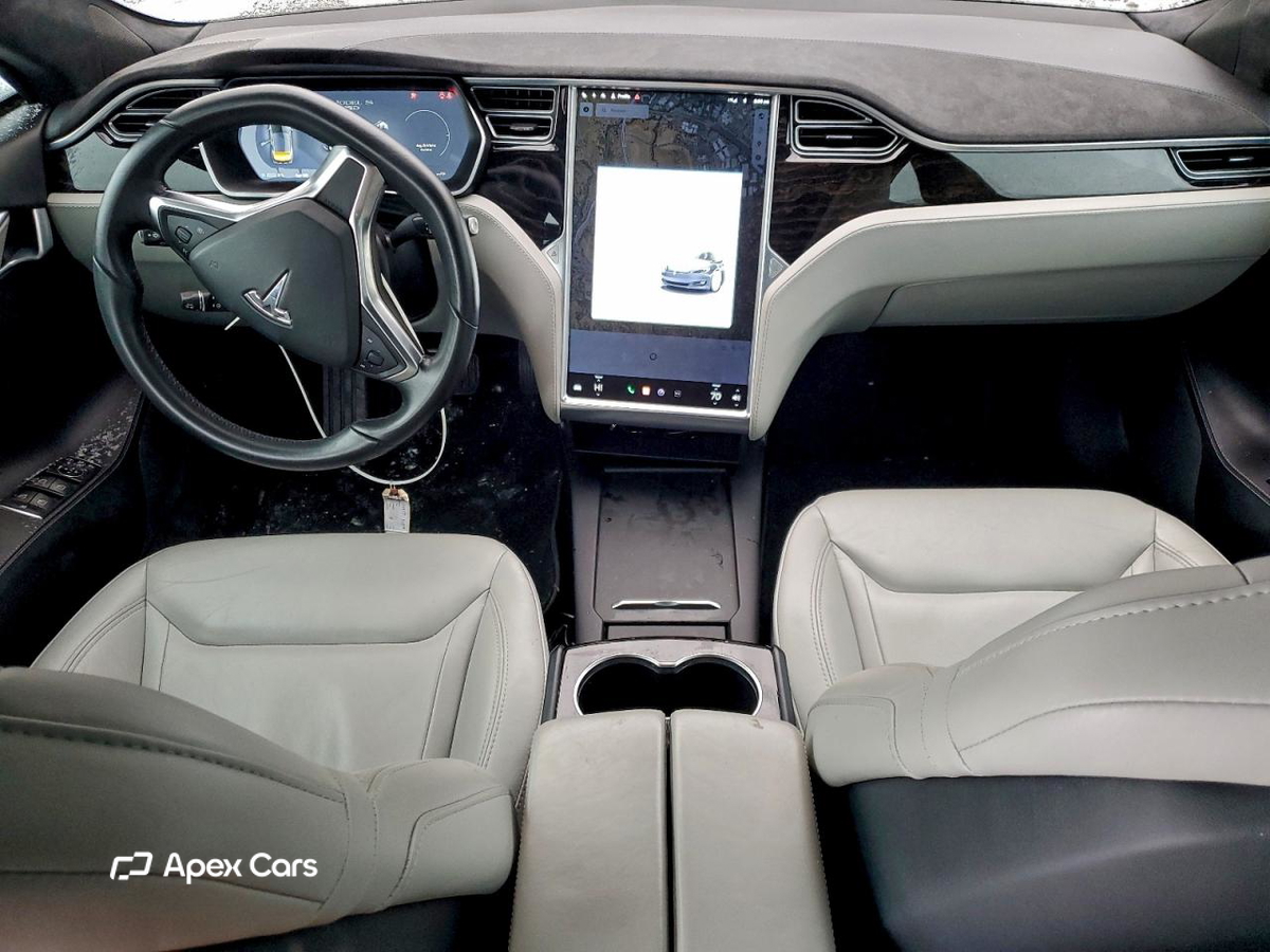 Tesla Model S 2016