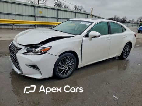 Lexus ES 2018 - Image 1 of 13
