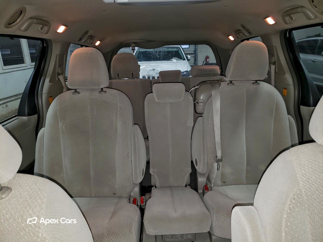 Toyota Sienna 2011