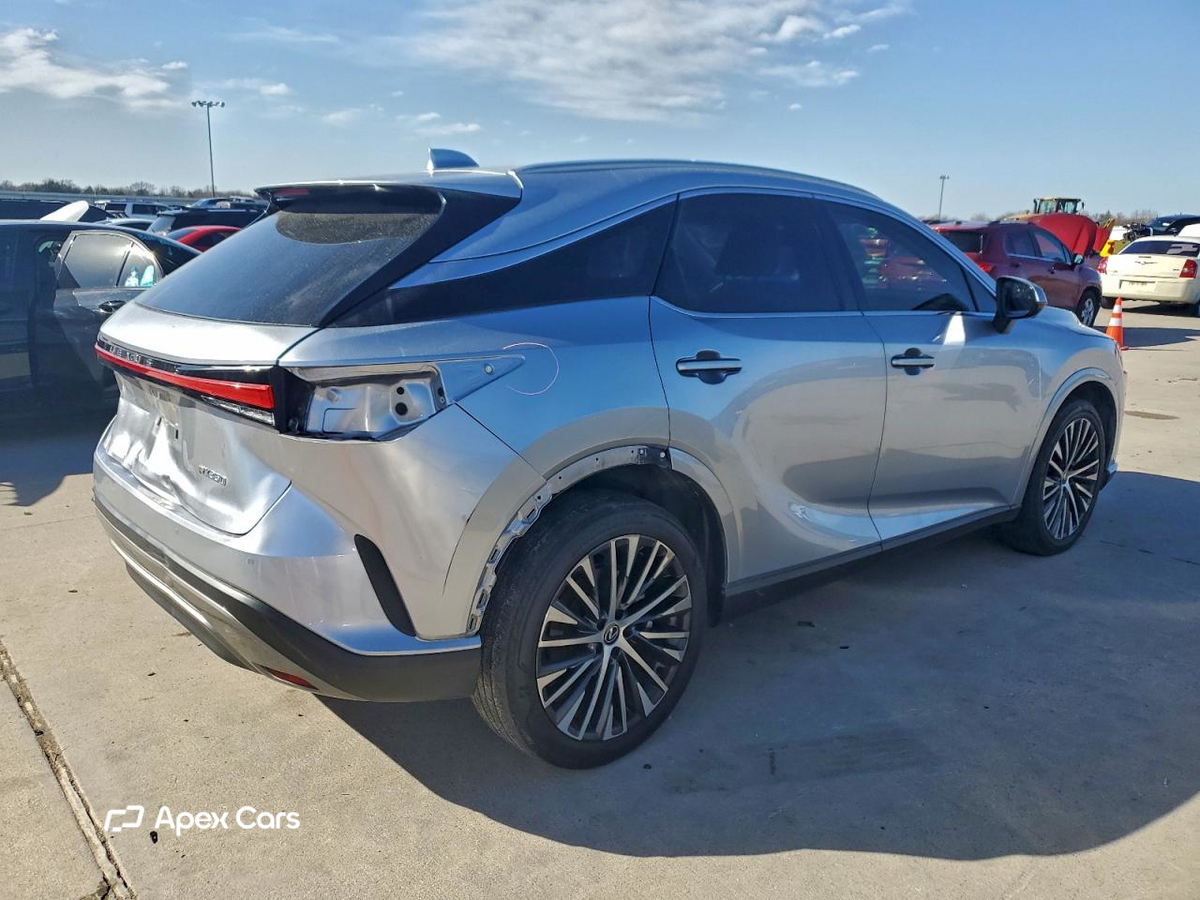 Lexus RX 2023