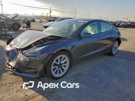 Tesla Model 3 2022 - Image 1 of 13