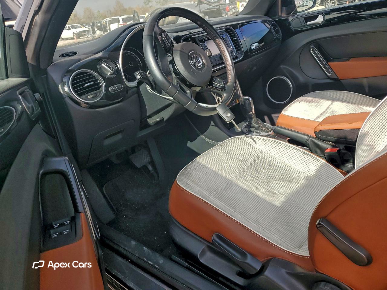 Volkswagen Beetle 2015